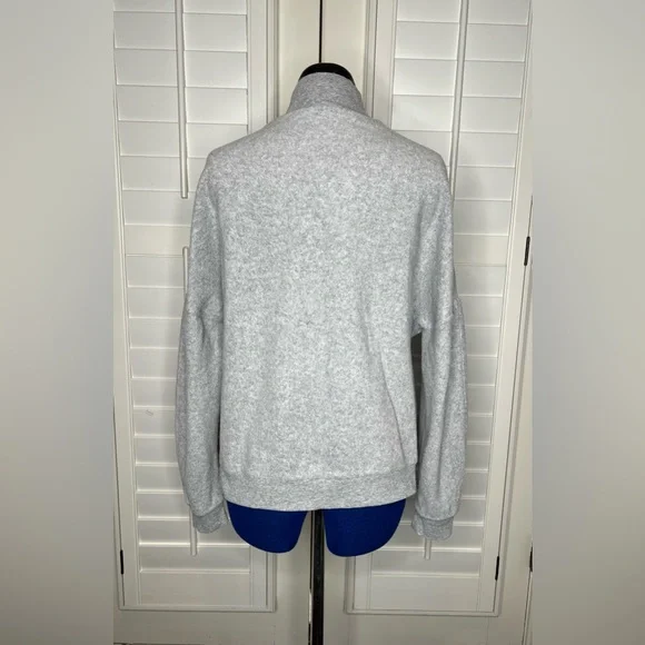 Alo Yoga Women's segment pullover Fleece sweatshirt - Dove Grey - S. - Picture 6 of 16